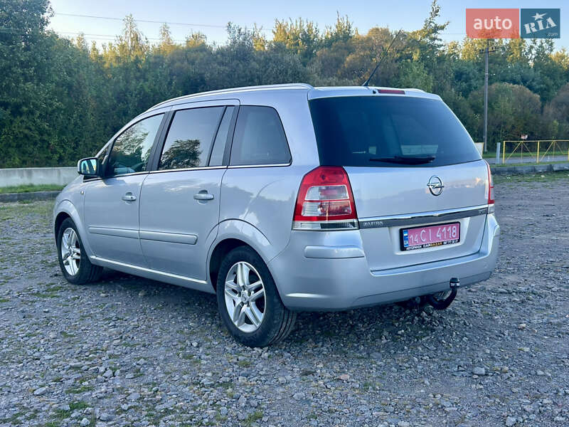 Минивэн Opel Zafira 2012 в Львове фото 5 Минивэн Opel Zafira 2012 в Львове