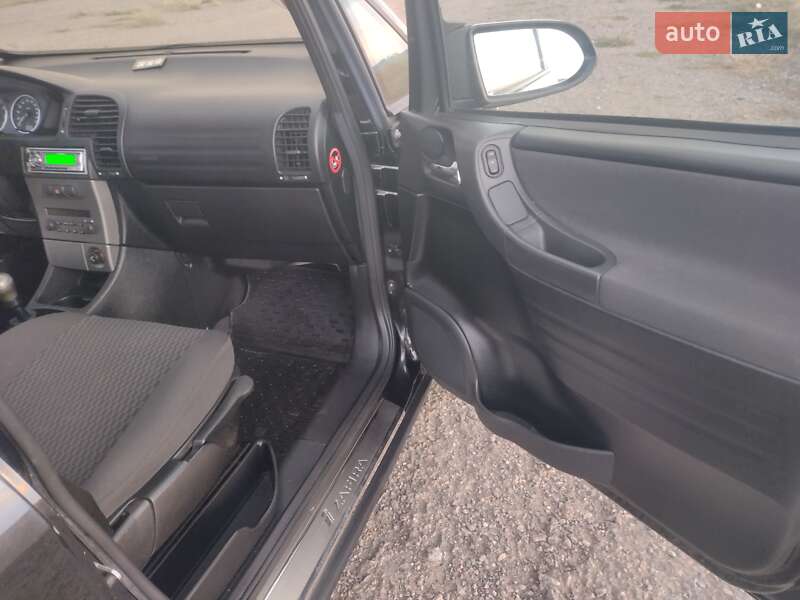 Минивэн Opel Zafira 2003 в Погребище фото 13 Минивэн Opel Zafira 2003 в Погребище