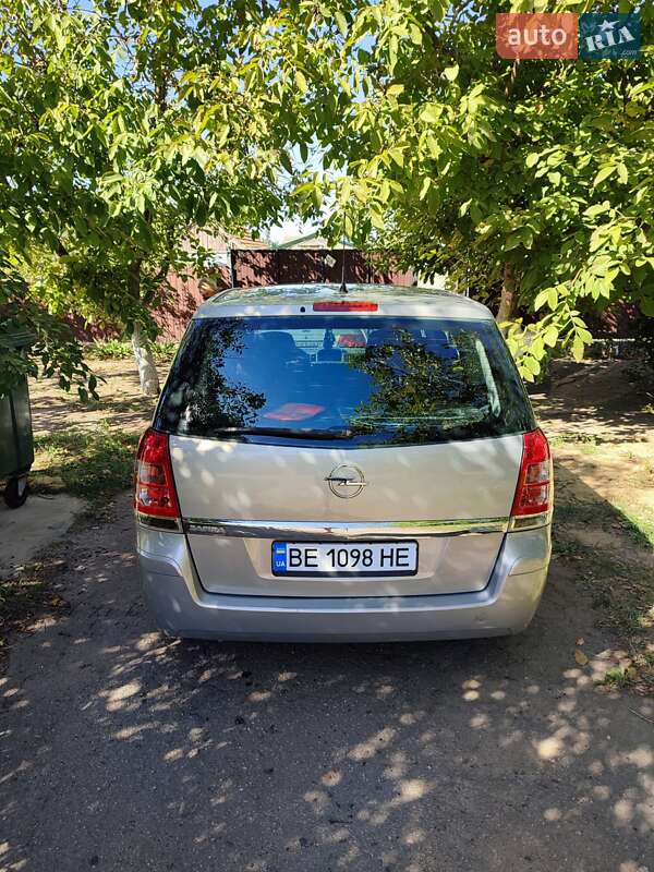 Мінівен Opel Zafira 2009 в Баштанці