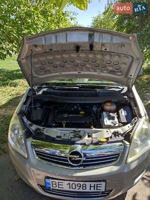 Мінівен Opel Zafira 2009 в Баштанці