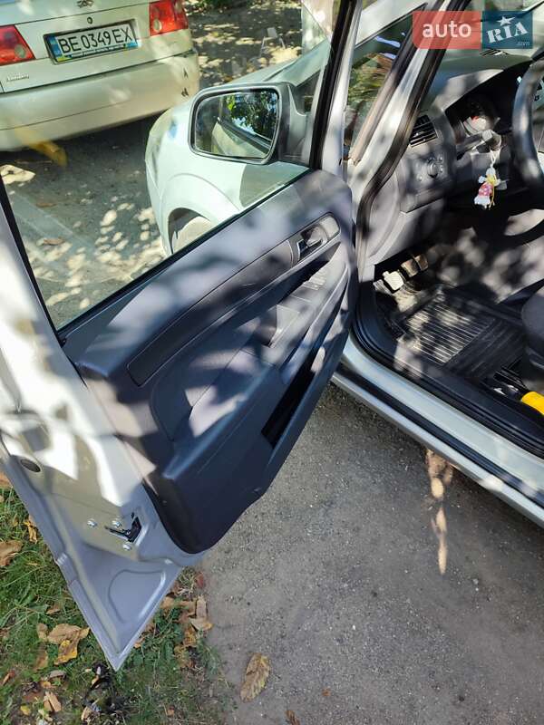 Мінівен Opel Zafira 2009 в Баштанці