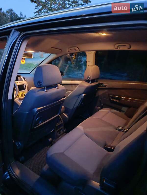 Минивэн Opel Zafira 2008 в Яремче