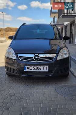Мінівен Opel Zafira 2005 в Одесі