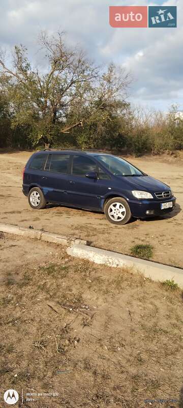 Opel Zafira 2004