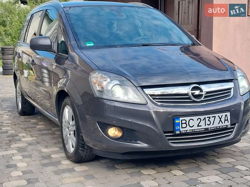 Мінівен Opel Zafira 2011 в Ходореві
