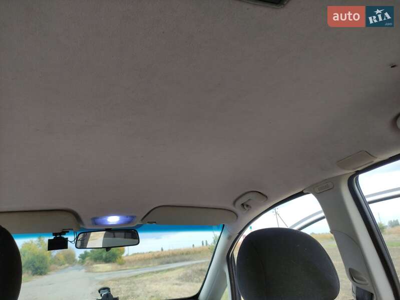 Минивэн Opel Zafira 2003 в Пирятине