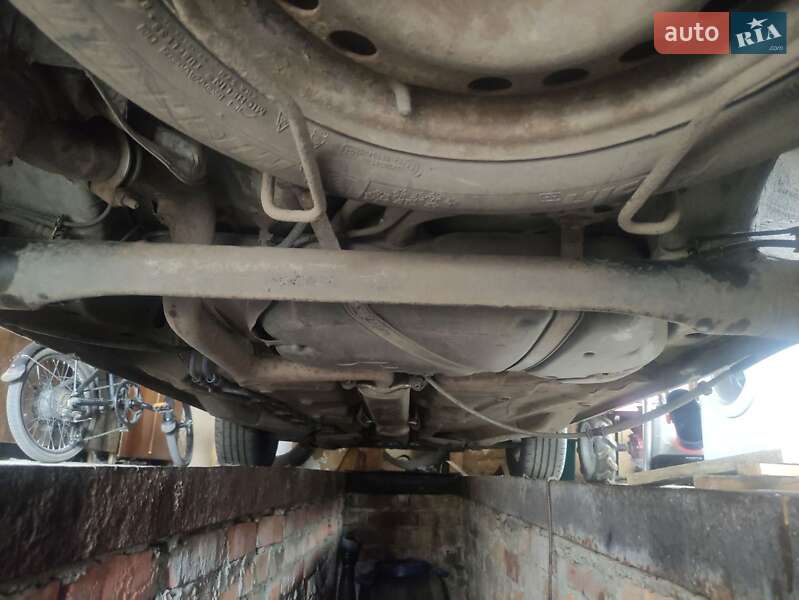 Минивэн Opel Zafira 2003 в Пирятине