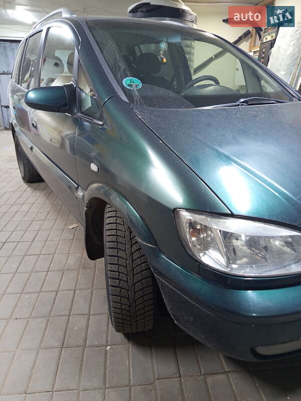 Opel Zafira 2004