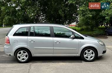 Минивэн Opel Zafira 2007 в 