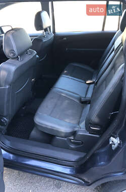 Минивэн Opel Zafira 2006 в 