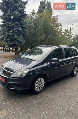 Минивэн Opel Zafira 2006 в Вознесенске