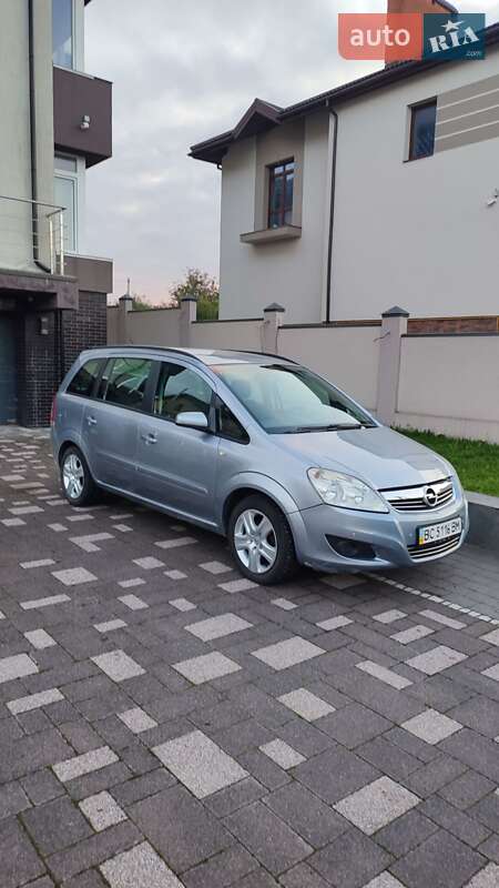 Минивэн Opel Zafira 2008 в Львове