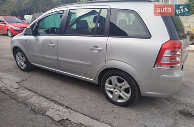 Минивэн Opel Zafira 2009 в 