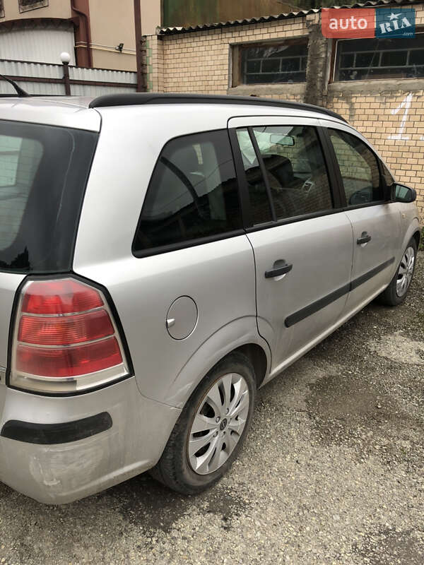 Мінівен Opel Zafira 2007 в Кам'янець-Подільському фото 29 Мінівен Opel Zafira 2007 в Кам'янець-Подільському