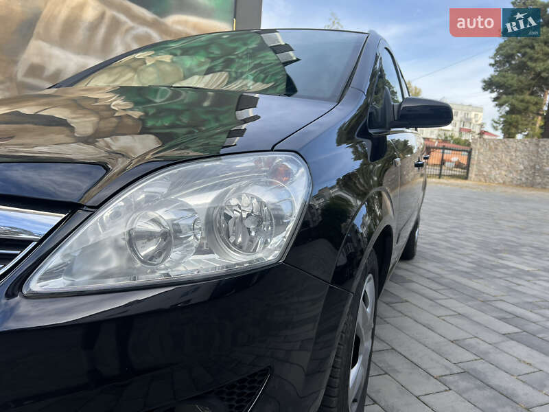 Минивэн Opel Zafira 2008 в Ахтырке фото 14 Минивэн Opel Zafira 2008 в Ахтырке