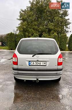 Минивэн Opel Zafira 2003 в 