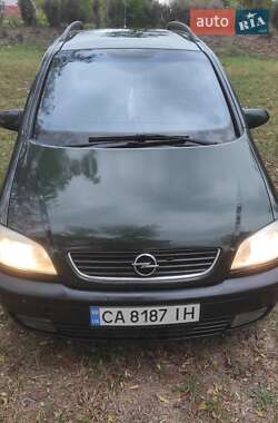Мінівен Opel Zafira 2000 в Черкасах