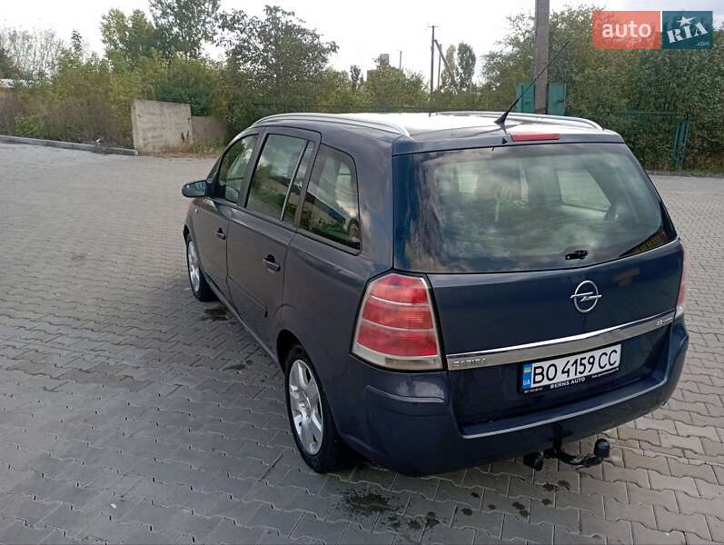 Минивэн Opel Zafira 2006 в Ковеле