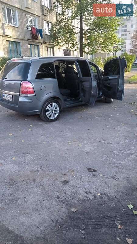 Минивэн Opel Zafira 2006 в Красилове фото 15 Минивэн Opel Zafira 2006 в Красилове