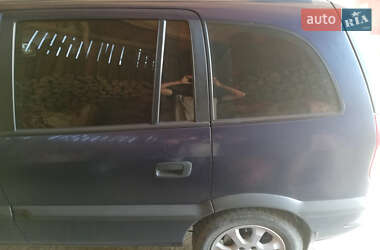 Мінівен Opel Zafira 2002 в Вашківцях