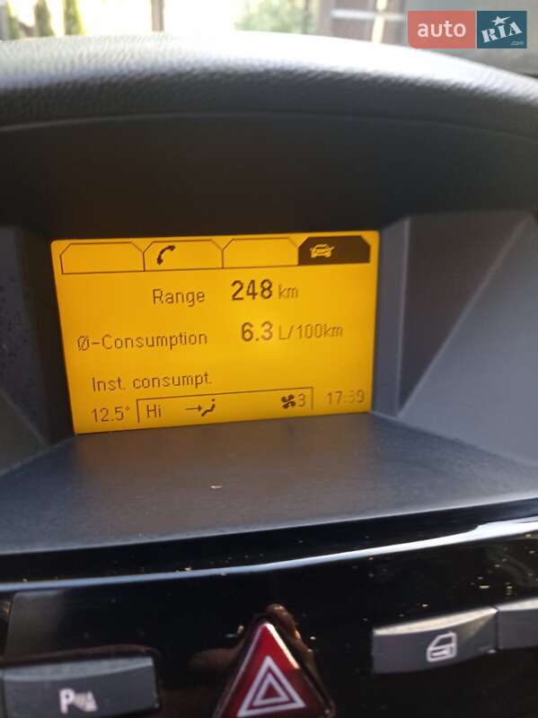 Минивэн Opel Zafira 2010 в Самборе