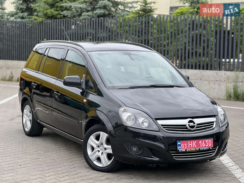 Opel Zafira 2013