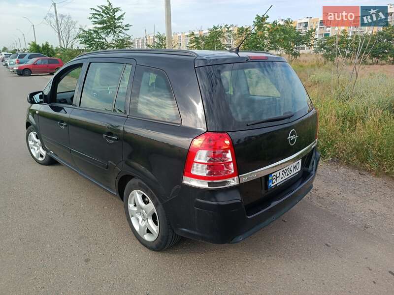 Минивэн Opel Zafira 2011 в Одессе фото 2 Минивэн Opel Zafira 2011 в Одессе