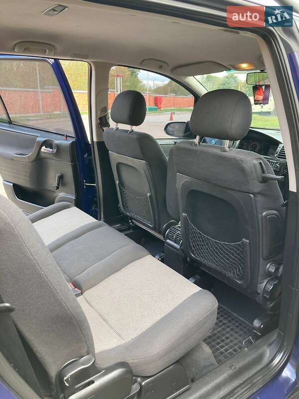 Минивэн Opel Zafira 2005 в Дрогобыче фото 10 Минивэн Opel Zafira 2005 в Дрогобыче