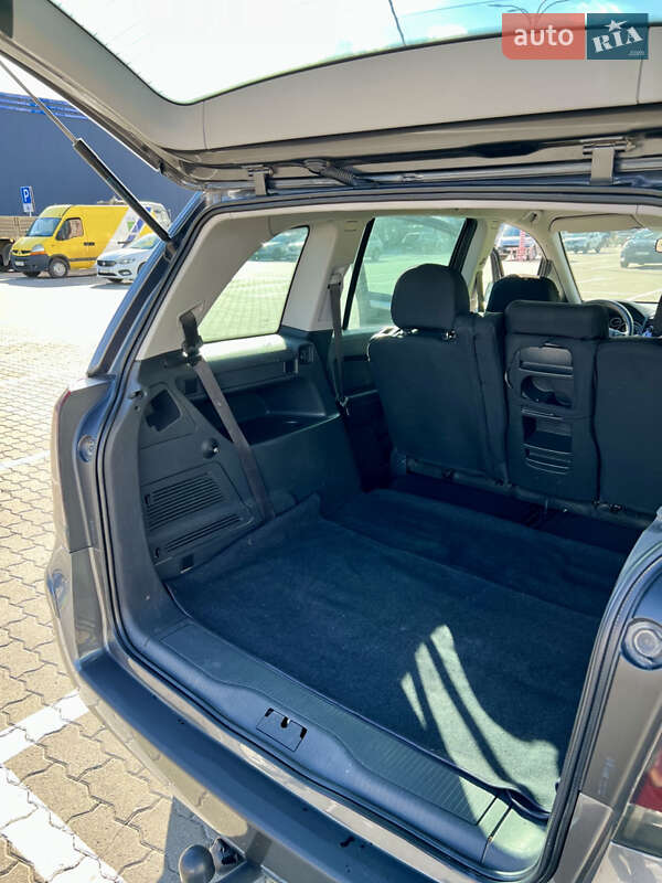 Минивэн Opel Zafira 2011 в Ивано-Франковске