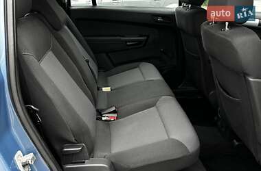 Минивэн Opel Zafira 2008 в 