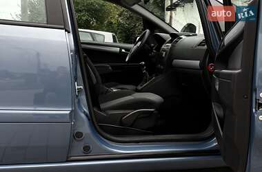 Минивэн Opel Zafira 2008 в 