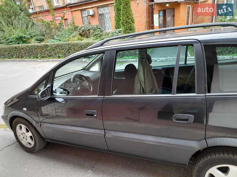 Минивэн Opel Zafira 2001 в Харькове фото Минивэн Opel Zafira 2001 в Харькове