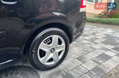 Минивэн Opel Zafira 2011 в 