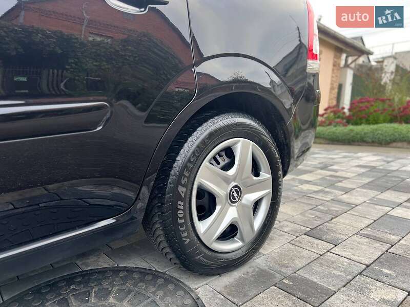 Мінівен Opel Zafira 2011 в Хмельницькому