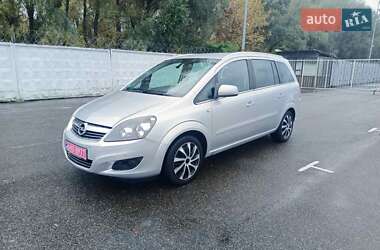 Минивэн Opel Zafira 2012 в Киеве