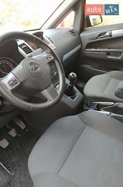 Минивэн Opel Zafira 2007 в 