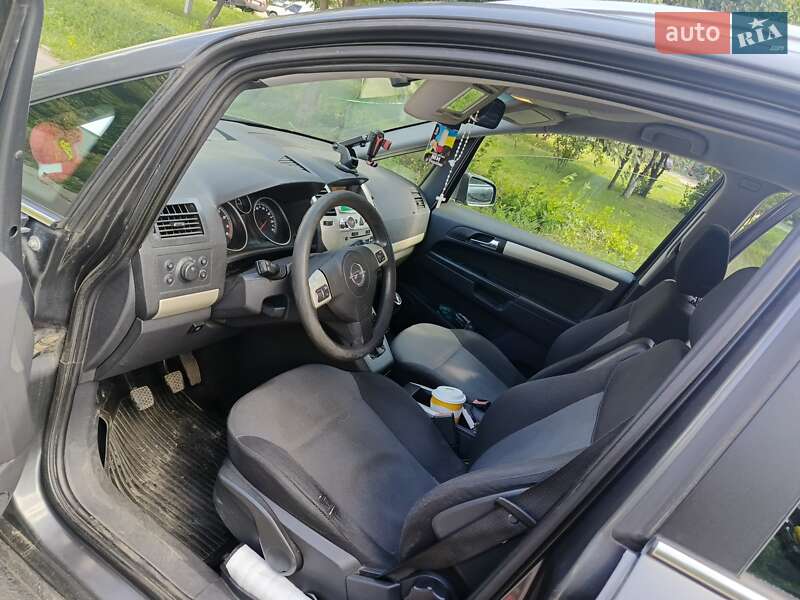 Мінівен Opel Zafira 2009 в Сумах фото 3 Мінівен Opel Zafira 2009 в Сумах
