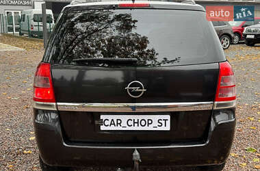 Минивэн Opel Zafira 2013 в 