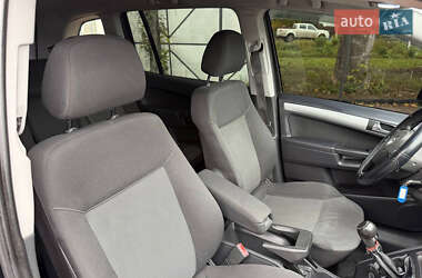 Минивэн Opel Zafira 2013 в 