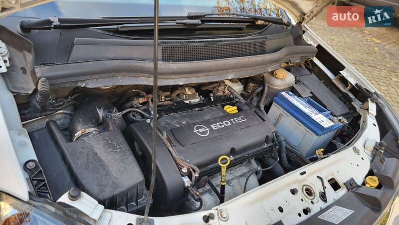 Мінівен Opel Zafira 2013 в Чернігові фото 23 Мінівен Opel Zafira 2013 в Чернігові