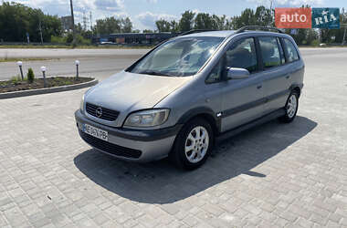 Минивэн Opel Zafira 2004 в Днепре
