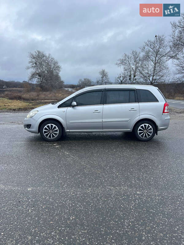 Минивэн Opel Zafira 2008 в Черкассах фото 7 Минивэн Opel Zafira 2008 в Черкассах