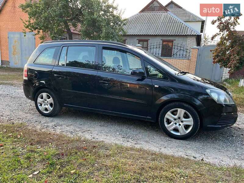 Минивэн Opel Zafira 2006 в Харькове