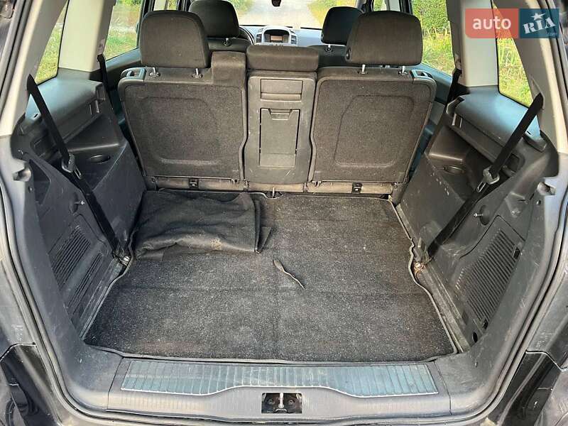 Минивэн Opel Zafira 2006 в Харькове