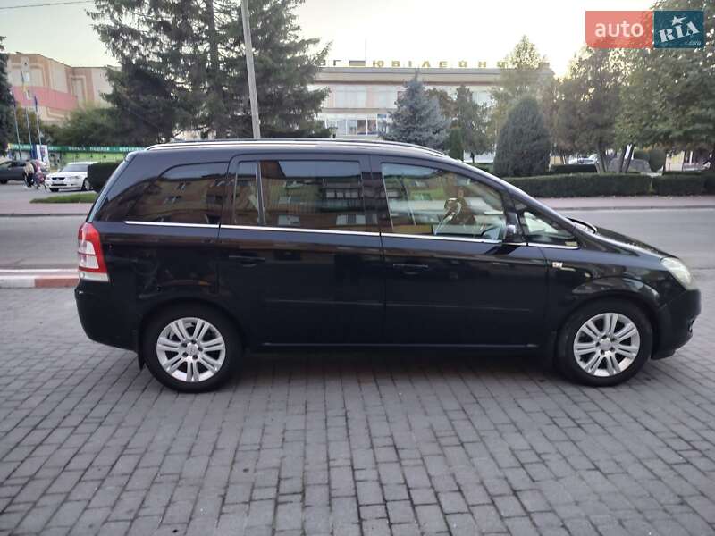 Минивэн Opel Zafira 2009 в Могилев-Подольске фото 15 Минивэн Opel Zafira 2009 в Могилев-Подольске