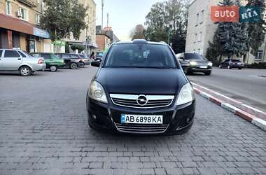 Минивэн Opel Zafira 2009 в Могилев-Подольске