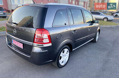 Минивэн Opel Zafira 2009 в 