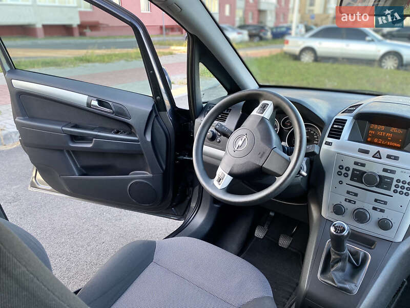 Мінівен Opel Zafira 2009 в Вінниці