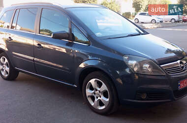 Минивэн Opel Zafira 2006 в 