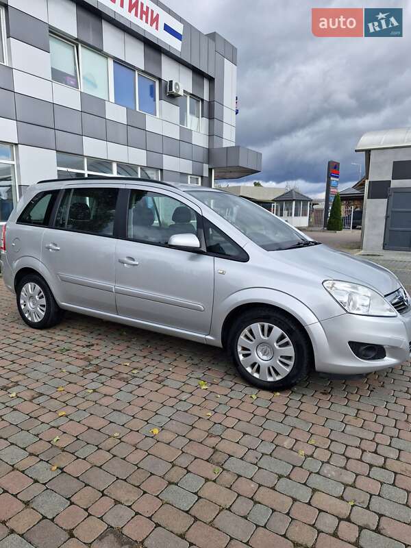 Минивэн Opel Zafira 2008 в Ровно фото 10 Минивэн Opel Zafira 2008 в Ровно